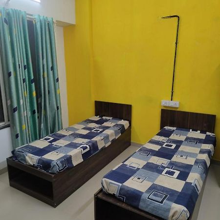Amber House Hostel Pune Ngoại thất bức ảnh